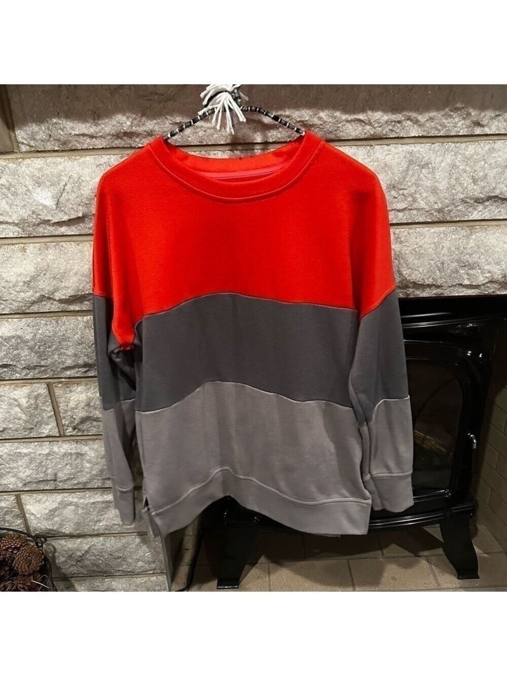 *5 for $45* Women's Medium Red Gray Colorblock Sweatshirt